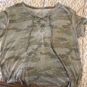 Short sleeve camo shirt